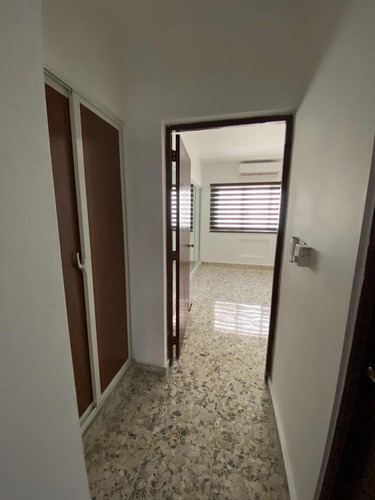 Apartamento Clásico En Alquiler En Naco Vacío