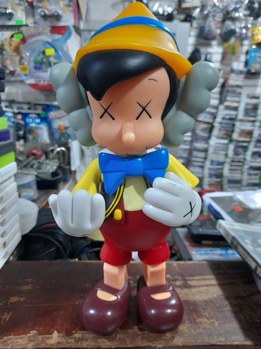 Figura Pinocho Medicom Toy 2010 Disney, Reparado