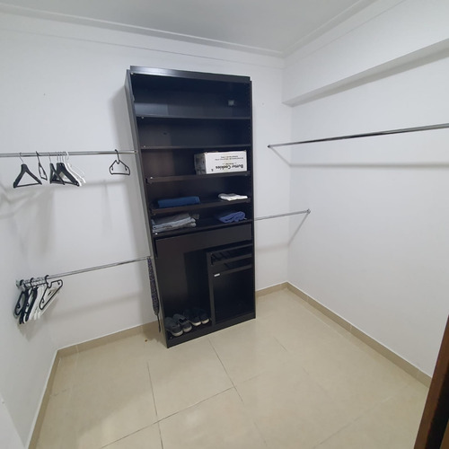Imagen 17 de 29 de Apartamento En Alquiler En Santo Domingo. Sector: Ens. Paraíso. Próximo A Piantini, Serrallés, Urb. Fernández, Evaristo Morales, Ens. Claret, Blue Mall Y Agora Mall