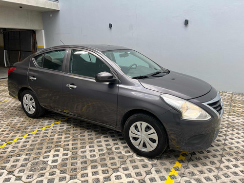 Nissan Versa 1.6 Sense