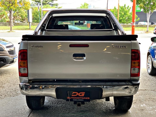 Toyota Hilux Dx 2.5 Tdi 4x2 2006 220.000km Gris