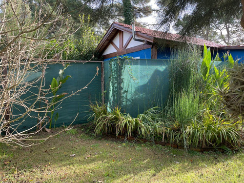 Casa En Venta - 3 Dormitorios 3 Baños - Mar De Cobo