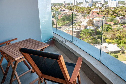 Imagen 8 de 20 de Venta Apartamento 1 Dormitorio Y Medio Artower Punta Del Este - Punta Del Este La Pastora