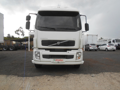 Volvo Vm 260 6x2 2010
