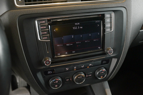 Imagen 16 de 17 de Vento 1.4tsi Bm Tech Fer