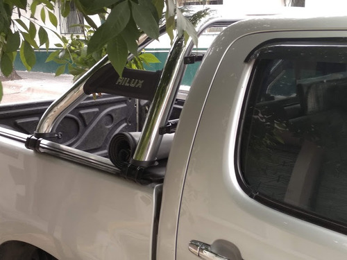 Toyota Hilux (única)