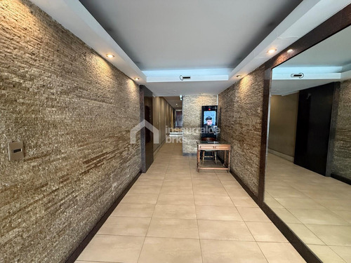 Venta 2 Amb Ideal Oficina O Consultorio En Barrancas De Belgrano