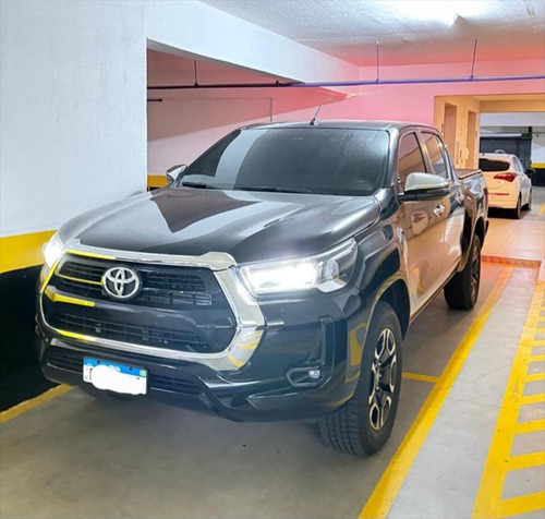 Toyota Hilux 2.8 D-4d Turbo Diesel cd Srv 4x4 Automático