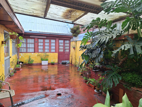 Propiedad De 511,2 M2 A 4 Cuadras Del Centro De Los Ángeles