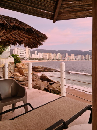 Acapulco Condominio Las Torres Gemelas 2402