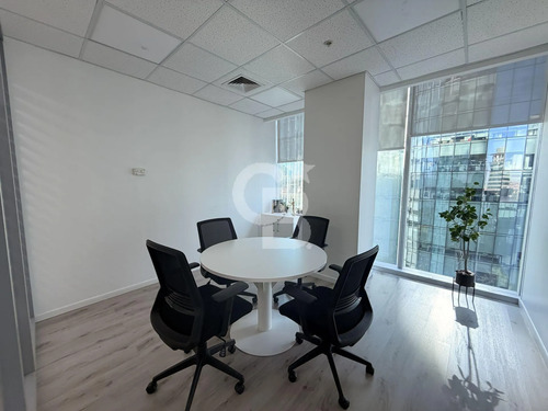 Elegante Y Amplia Oficina En Nueva Las Condes