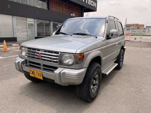 Mitsubishi Montero 3.0 V13vna Mt