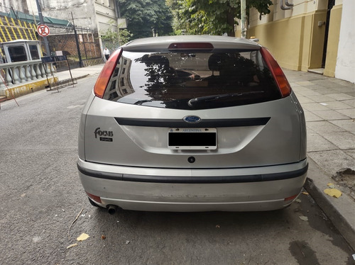 Ford Focus Ambiente 1.8n 5 Ptas. Mt / Gnc / 2004