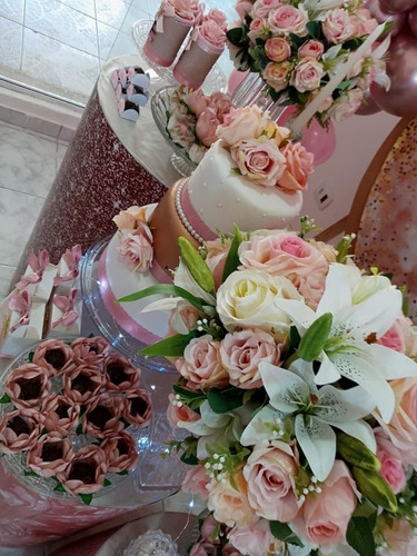 Imagem 2 de 8 de Decoração Rose Gold