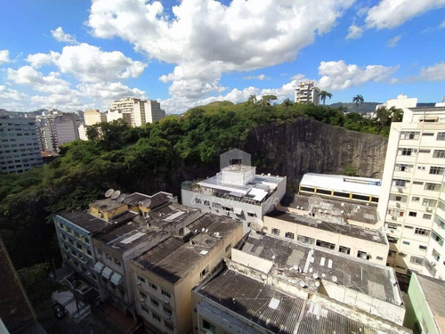 Maravilhoso Apartamento Com 3 Dormitórios À Venda, 136 M² Por R$ 760.000 - Icaraí - Niterói/rj - Ap0464