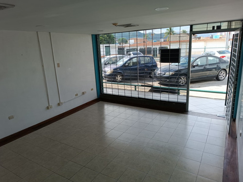 En Venta O Alquiler Local Comercial En Las Quintas De Naguanagua Ideal Para Médicos, Tratamientos Estéticos, Spa, Entre Otros (mm969).