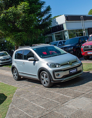 Imagen 6 de 19 de Volkswagen Cross Up 1.0