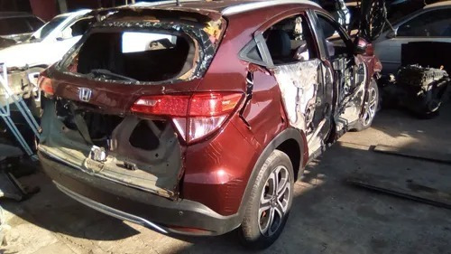 Imagem 7 de 16 de Sucata Honda Hrv 2016 Para Vendas De Peças