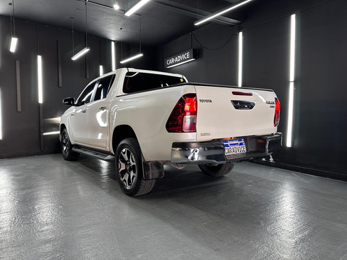 Toyota Hilux 2.8 Tdi 4x2 Dc Srx At6 L16