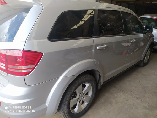 Imagem 10 de 10 de Dodge Journey 2010 2.7 Se 5p