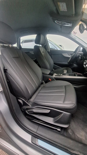 Audi A4 S Tronic Select