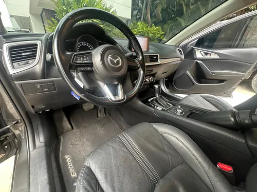 Mazda 3 2.0 Touring At
