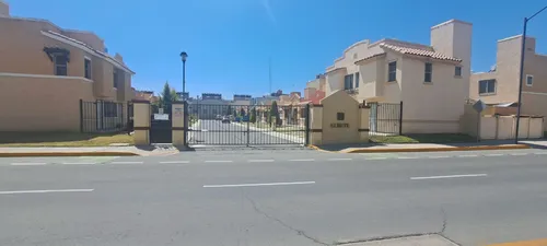 Se Vende Casa De Un Nivel En Fraccionamiento En Real Navarra