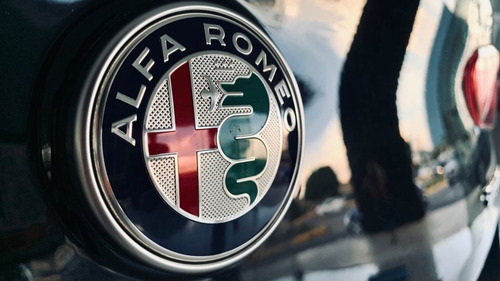 Imagen 4 de 9 de Alfa Romeo Giulietta 2017 1.7 Veloce Tct At