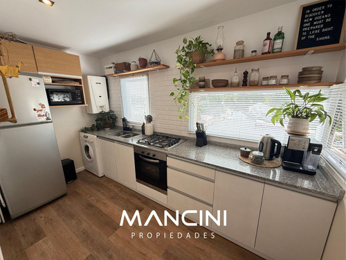 Departamento En Venta De 2 Ambientes Con Parrilla Y Cochera Doble - San Andres