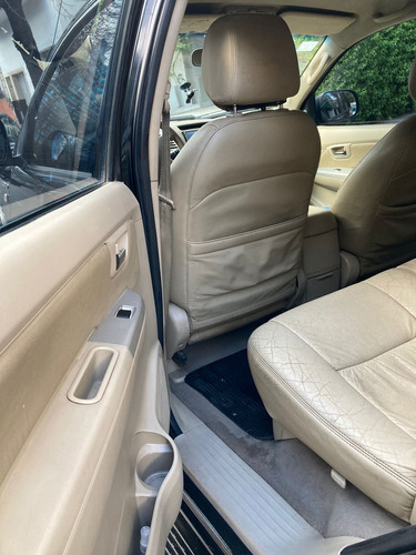 Toyota Hilux SW4 3.0 Srv Cuero At 4x4