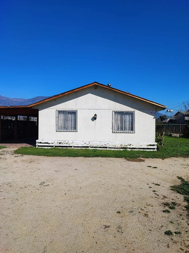 Amplia Casa En Arriendo - Paine