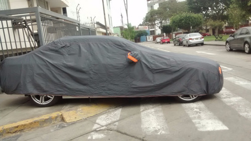 Cobertor Impermeable Bmw 535i 