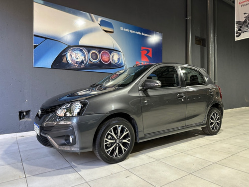 Imagen 1 de 8 de Toyota Etios 1.5 5ptas Xls 6mt (l18) Igual A 0km