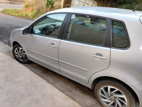 Imagem 5 de 8 de Volkswagen Polo 1.6 Completo