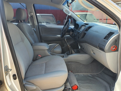 Imagem 10 de 15 de Toyota Hilux 2010 2.7 Vvt-i Sr Cab. Dupla 4x2 4p
