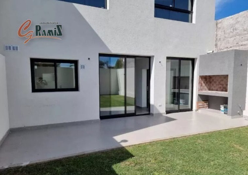 Imagen 7 de 21 de Casa En Venta A Estrenar Soriano 1000 Ituzaingo