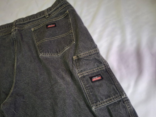 Short Bermuda Mezclilla Dickies Negra 42 (Usado)