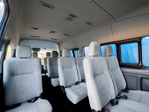 Nissan Urvan 2.5 15 Pas Amplia Aapack Seg Mt