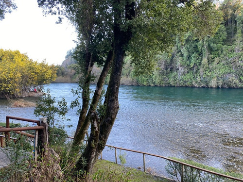 Z O N A S U R . C L Casa Orilla Río Toltén 18 Km Villarrica
