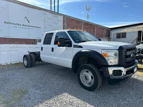 Ford F-450 6.8 Xl At