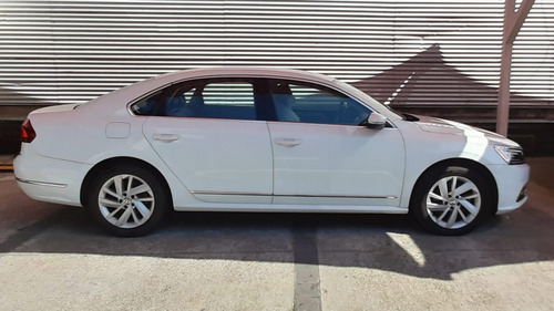 Imagen 8 de 15 de Volkswagen Passat 2019 2.5 Tiptronic Sportline At
