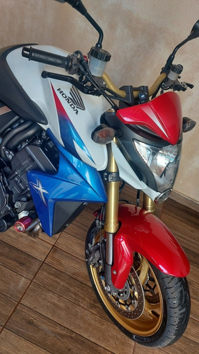 Imagem 3 de 6 de Honda Cb 1000r