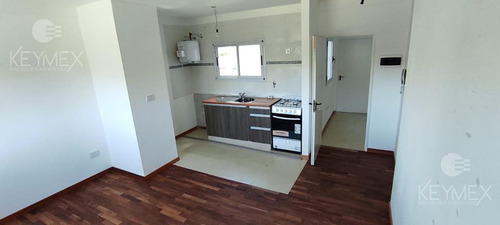 Casa - Dúplex- Departamentos - Los Hornos - La Plata