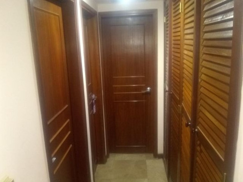 Imagen 26 de 30 de Apartamento En Venta En Nueva Segovia Zona Este De Barquisimeto Lara, Código Flex: 22-6037 ( Rafael Carrasquel Vende Contáctame 04245937542 ), Cuenta Con 5 Habitaciones, 5 Baños, 207 Mts2