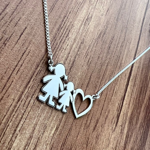 Imagen 6 de 10 de Collar Dije Mamá Niño Corazón De Plata 925 Mujer Agálea