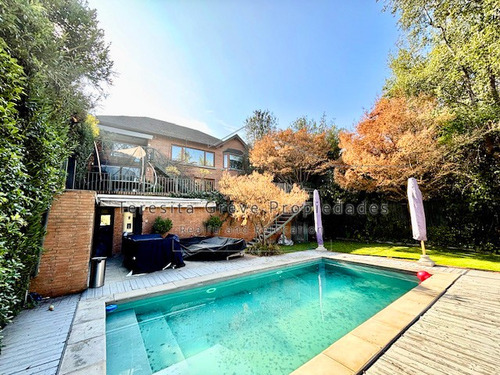Excelente Casa Condominio El Huinganal