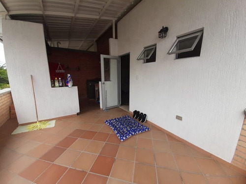 Barrio Versalles - Casa Esquinera En Venta Palmira Valle