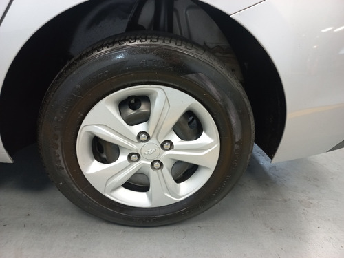 Chevrolet Onix plus 1.2