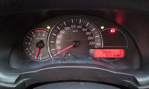 Imagen 11 de 15 de Nissan March 2016 1.6 Advance Tm