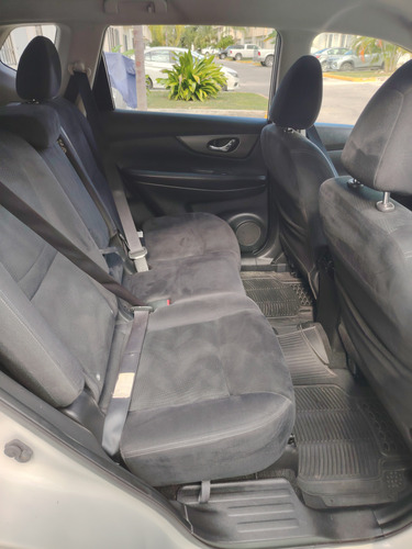 Nissan X-Trail 2.5 Advance 3 Row Cvt